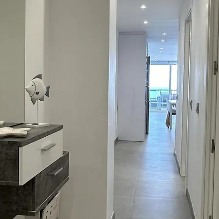 Sea Views Апартаменты *